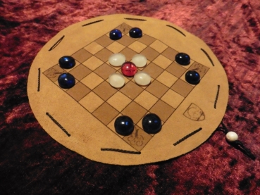 Brandubh keltic Boardgame