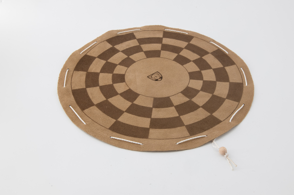 byzantine chess, round chess, circular chess beige